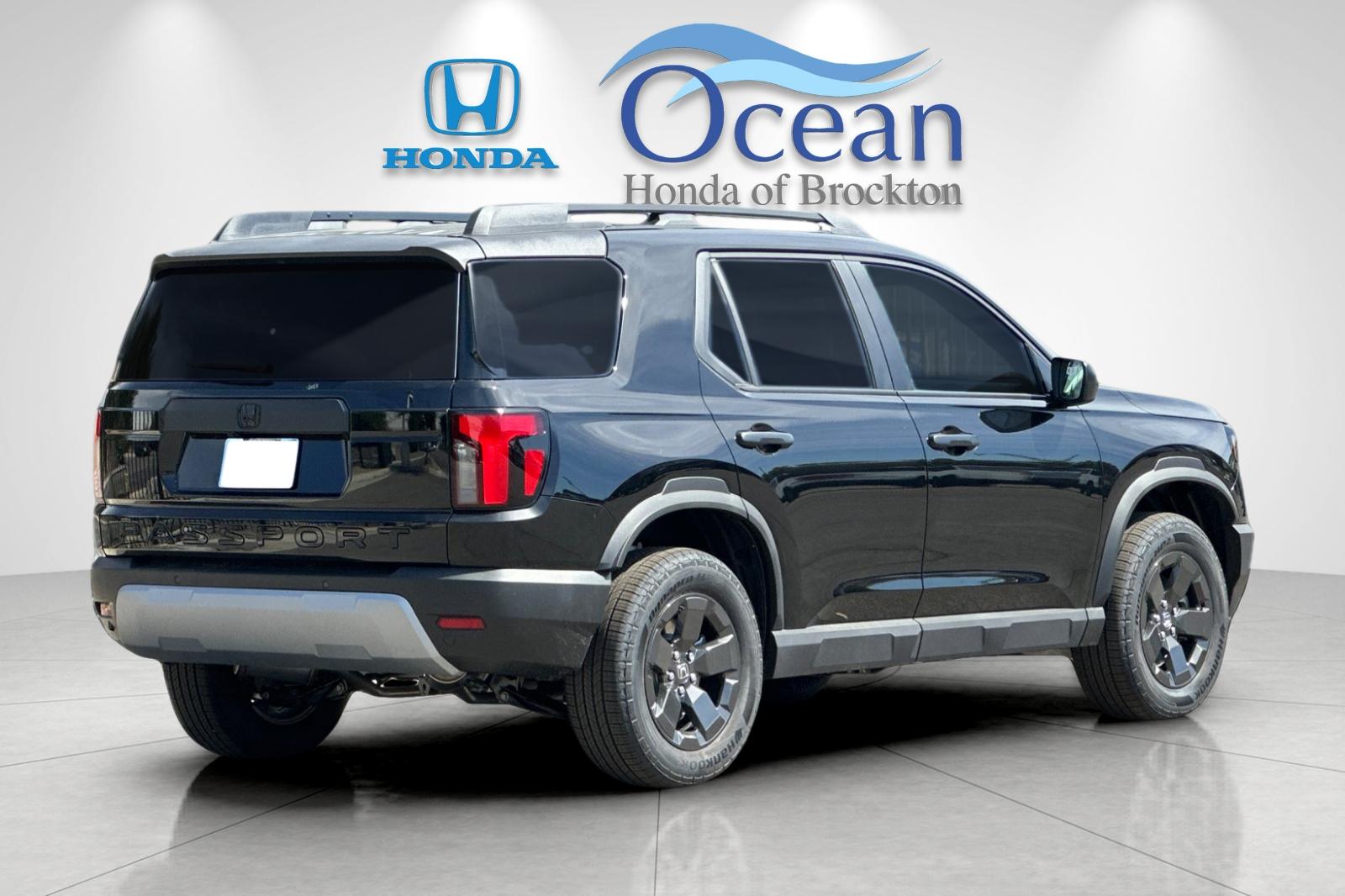 New 2026 Crystal Black Pearl Honda RTL image 5