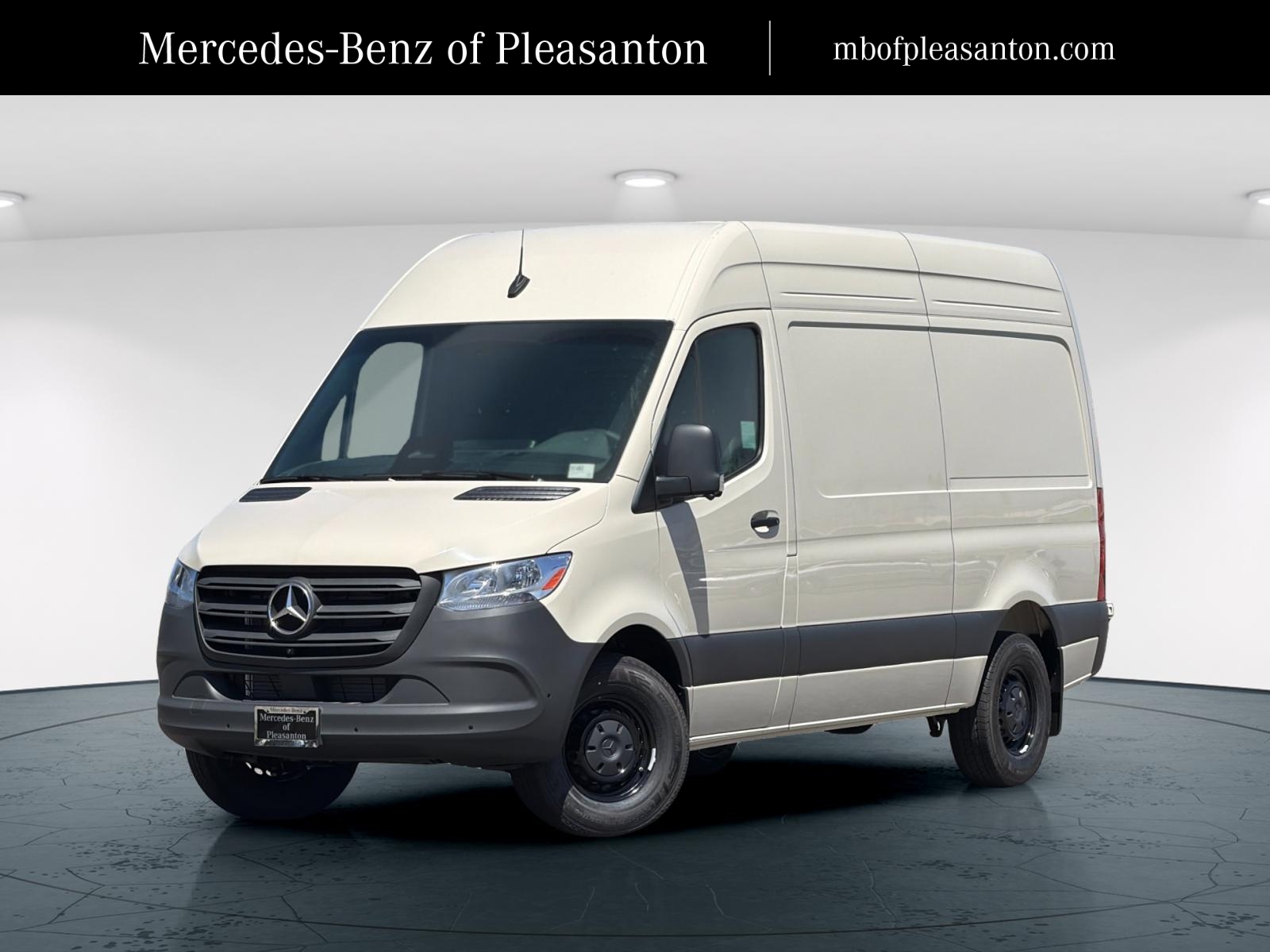 2026 Mercedes-Benz Sprinter 2500 144 WB's photo