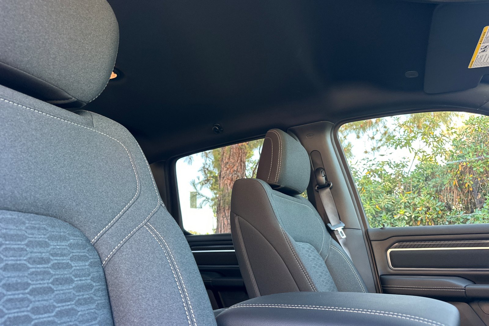 New 2026 Granite Crystal Metallic Clear-Coat Exterior Paint RAM Big Horn/Lone Star image 15