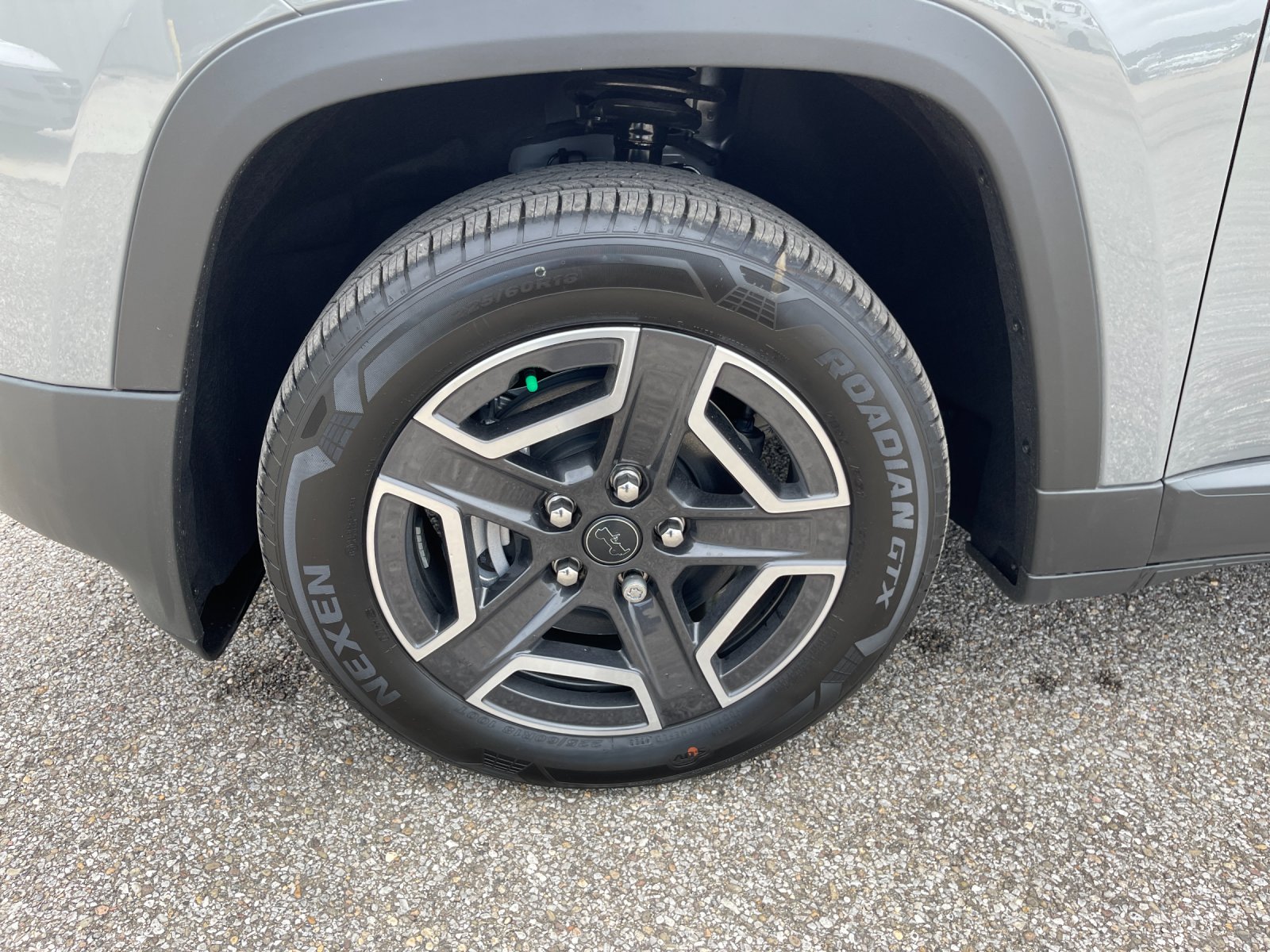New 2026 Gray Clearcoat Jeep Laredo image 31