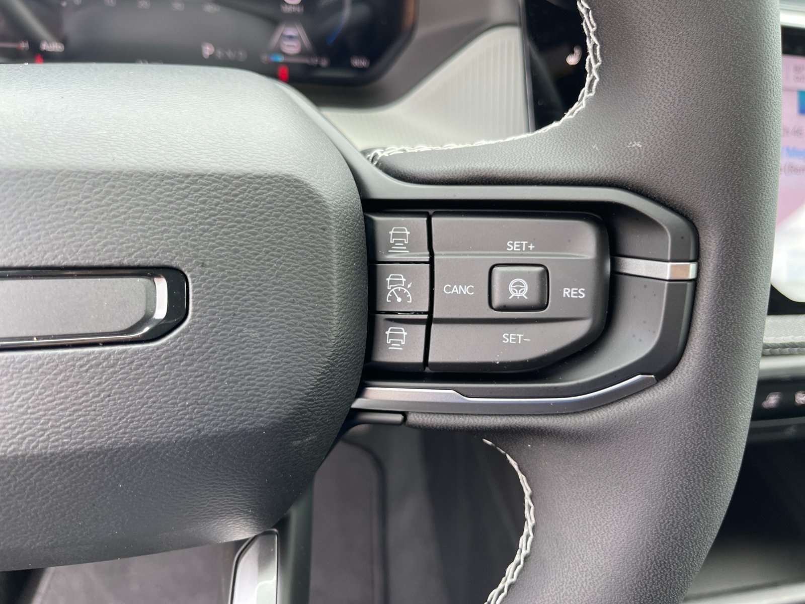 New 2026 Gray Clearcoat Jeep Laredo image 27