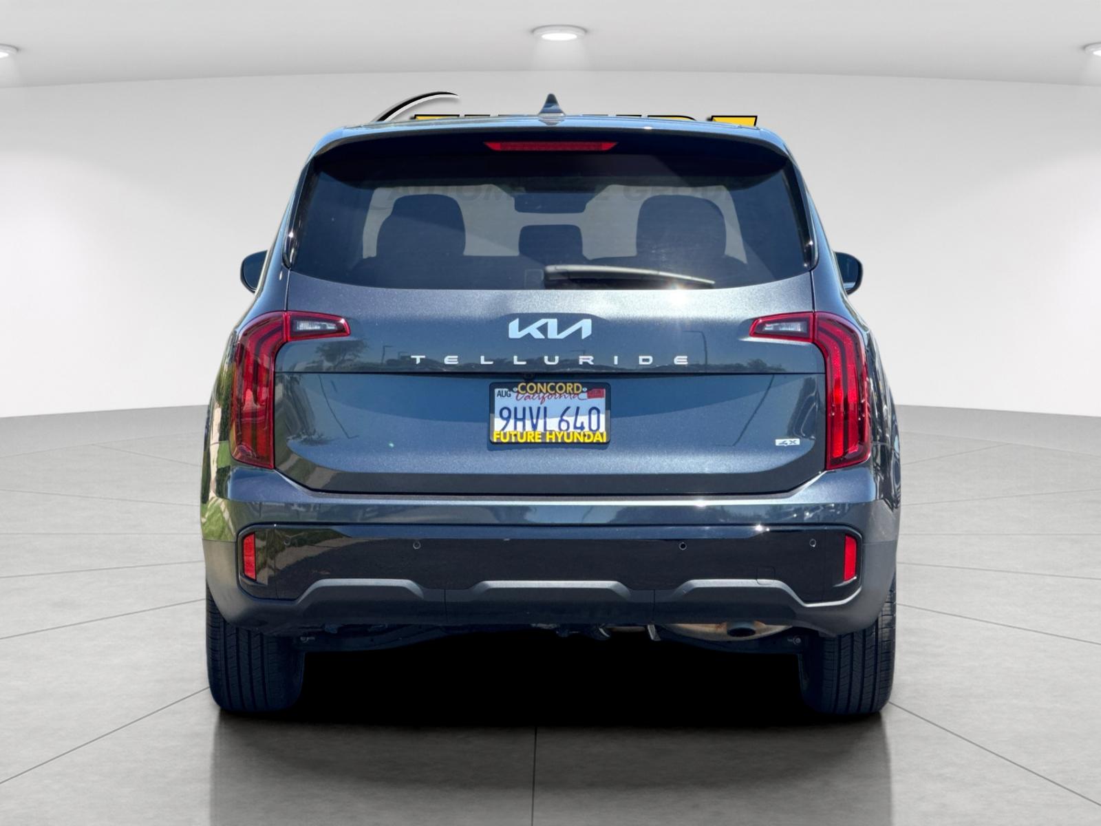 Used 2024 Gray Kia LX image 4