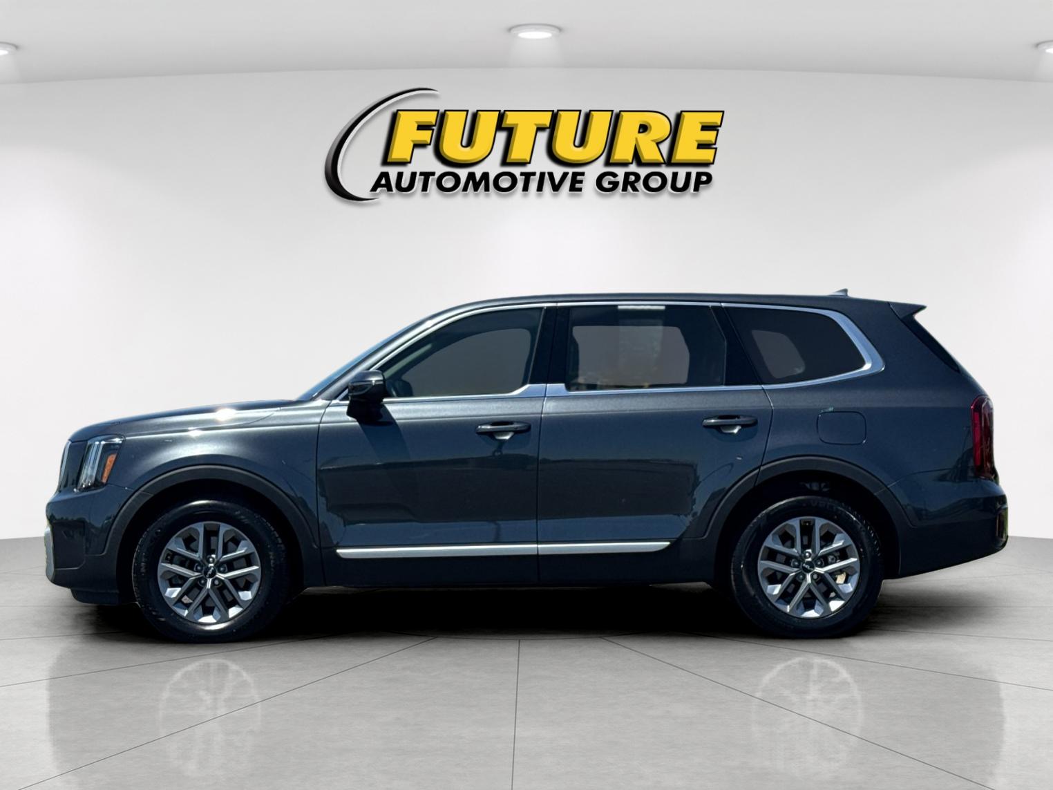 Used 2024 Gray Kia LX image 6