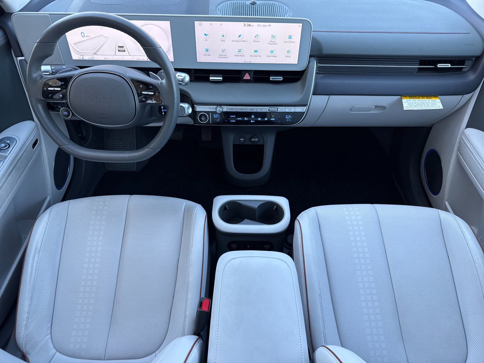 Used 2024 Green Hyundai Limited image 12