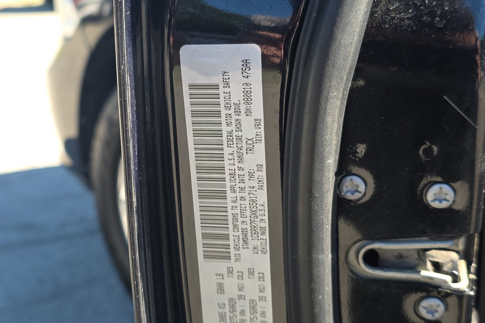 Used 2019 Brilliant Black Crystal Pearlcoat Ram Express image 24