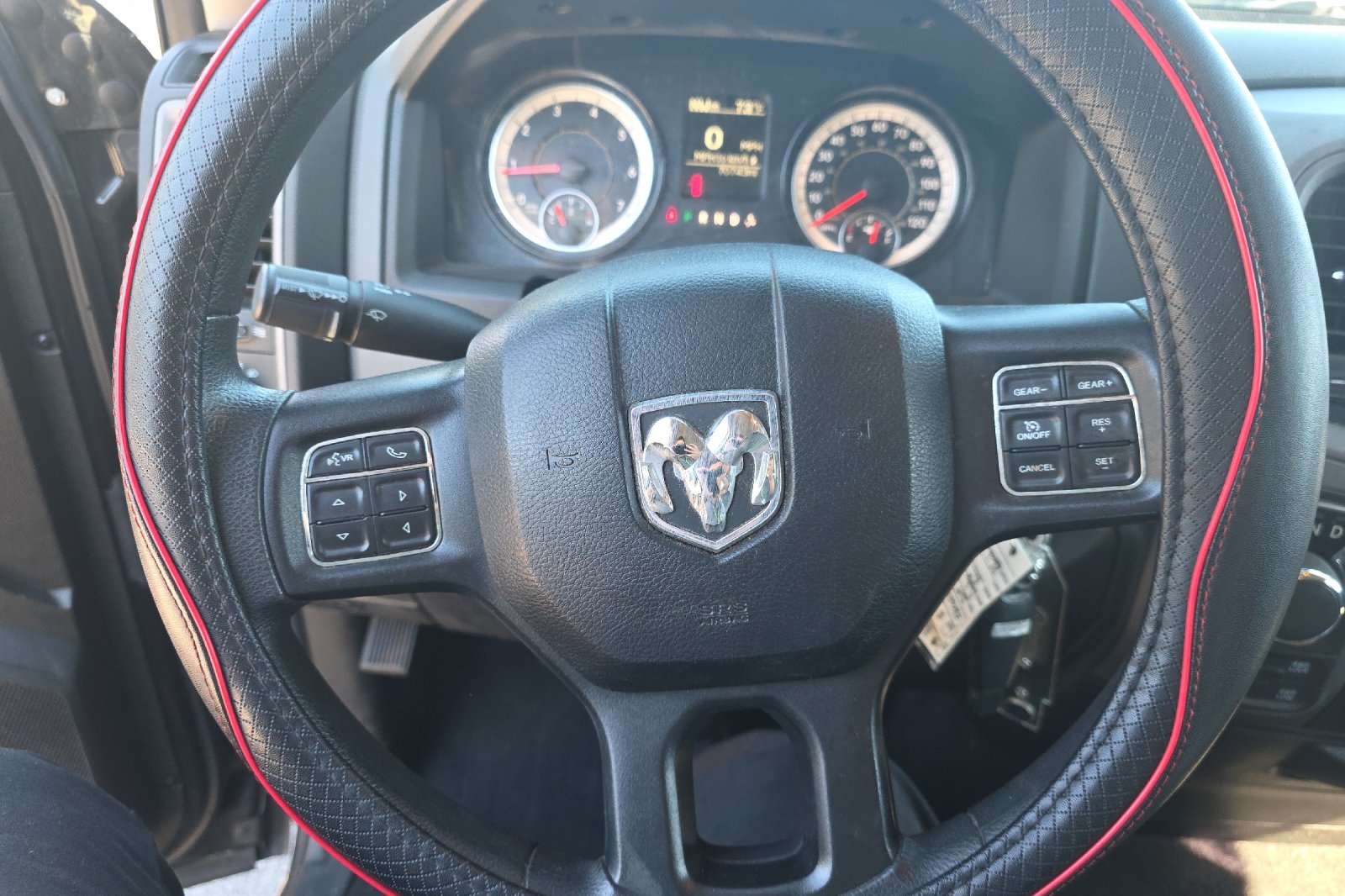 Used 2019 Brilliant Black Crystal Pearlcoat Ram Express image 21