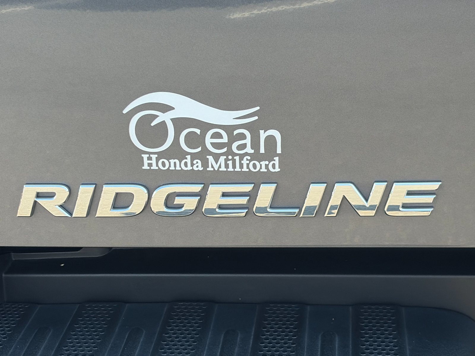 Used 2023 Modern Steel Metallic Honda AWD RTL image 27