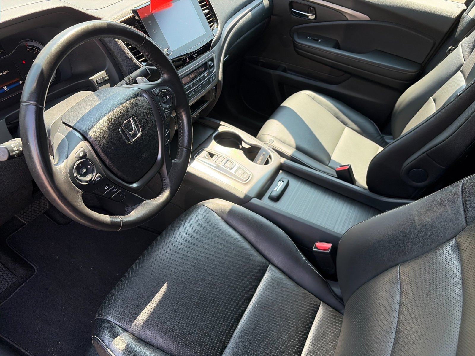 Used 2023 Modern Steel Metallic Honda AWD RTL image 11