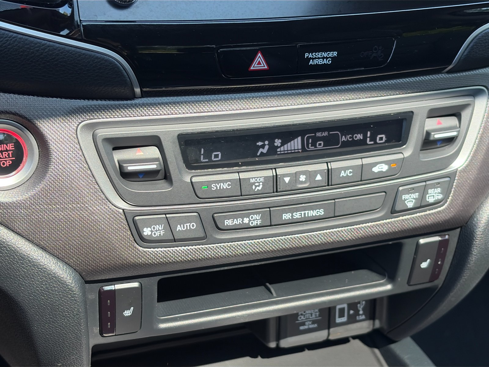 Used 2023 Modern Steel Metallic Honda AWD RTL image 20