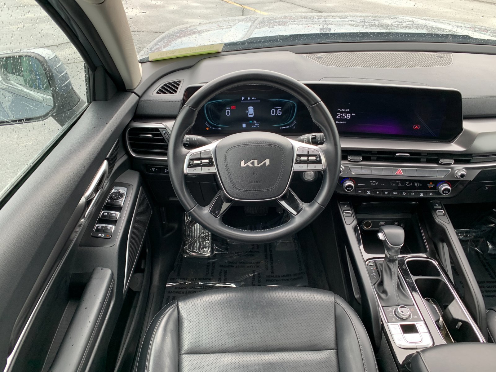 Used 2025 Silver Kia S image 17