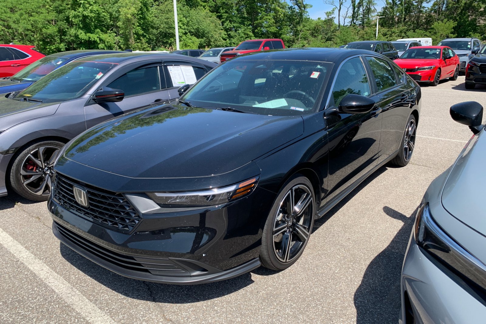 2025 Honda Accord Hybrid Sport's photo