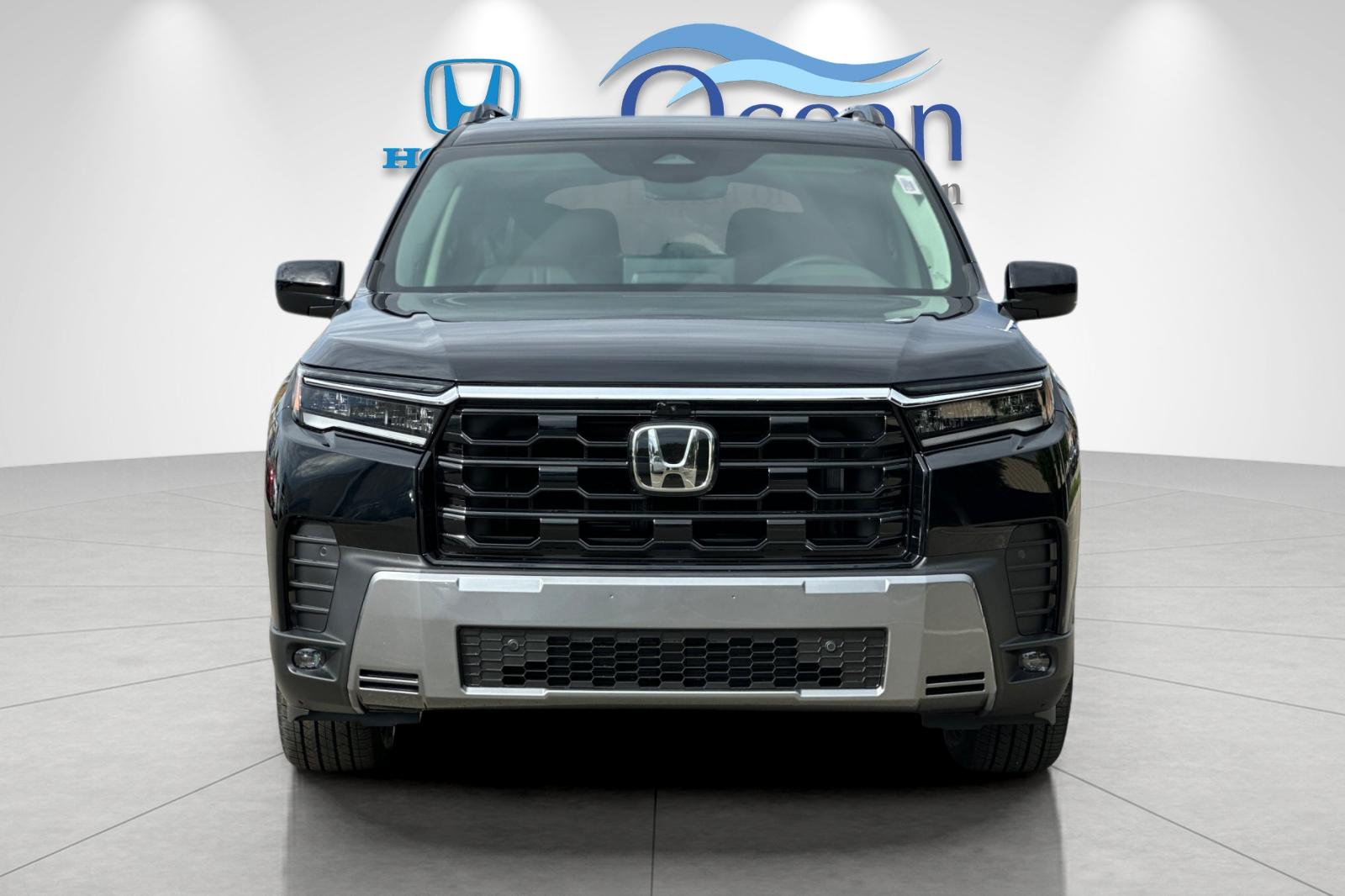 New 2026 Crystal Black Pearl Honda Touring image 8