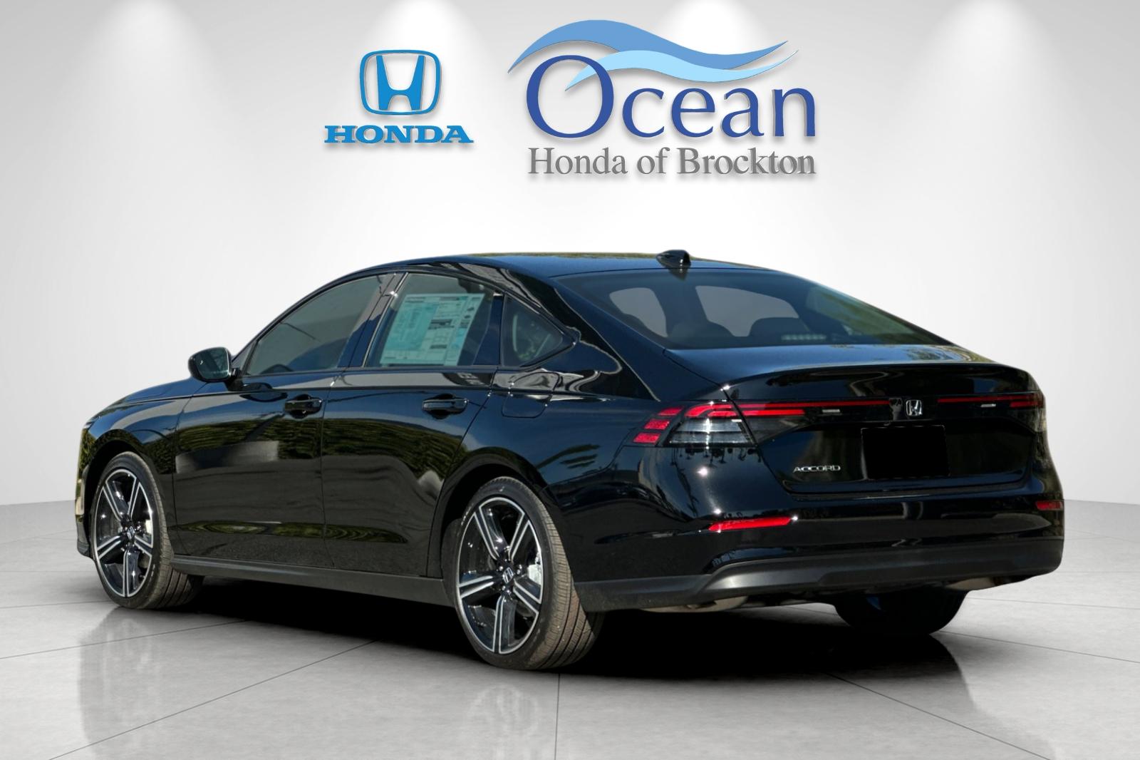 New 2026 Crystal Black Pearl Honda SE image 3