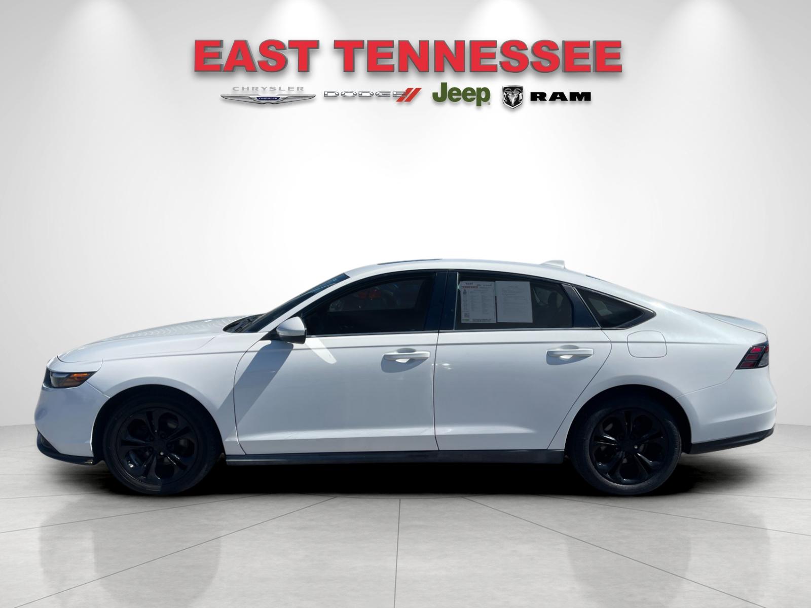 Used 2023  Honda EX image 6