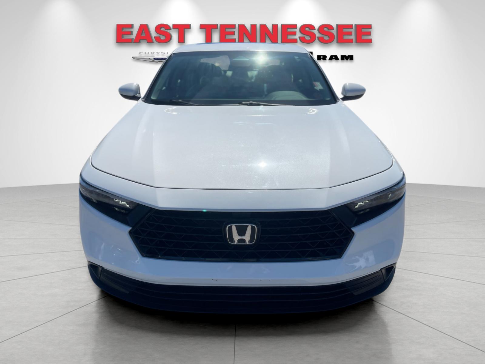 Used 2023  Honda EX image 9