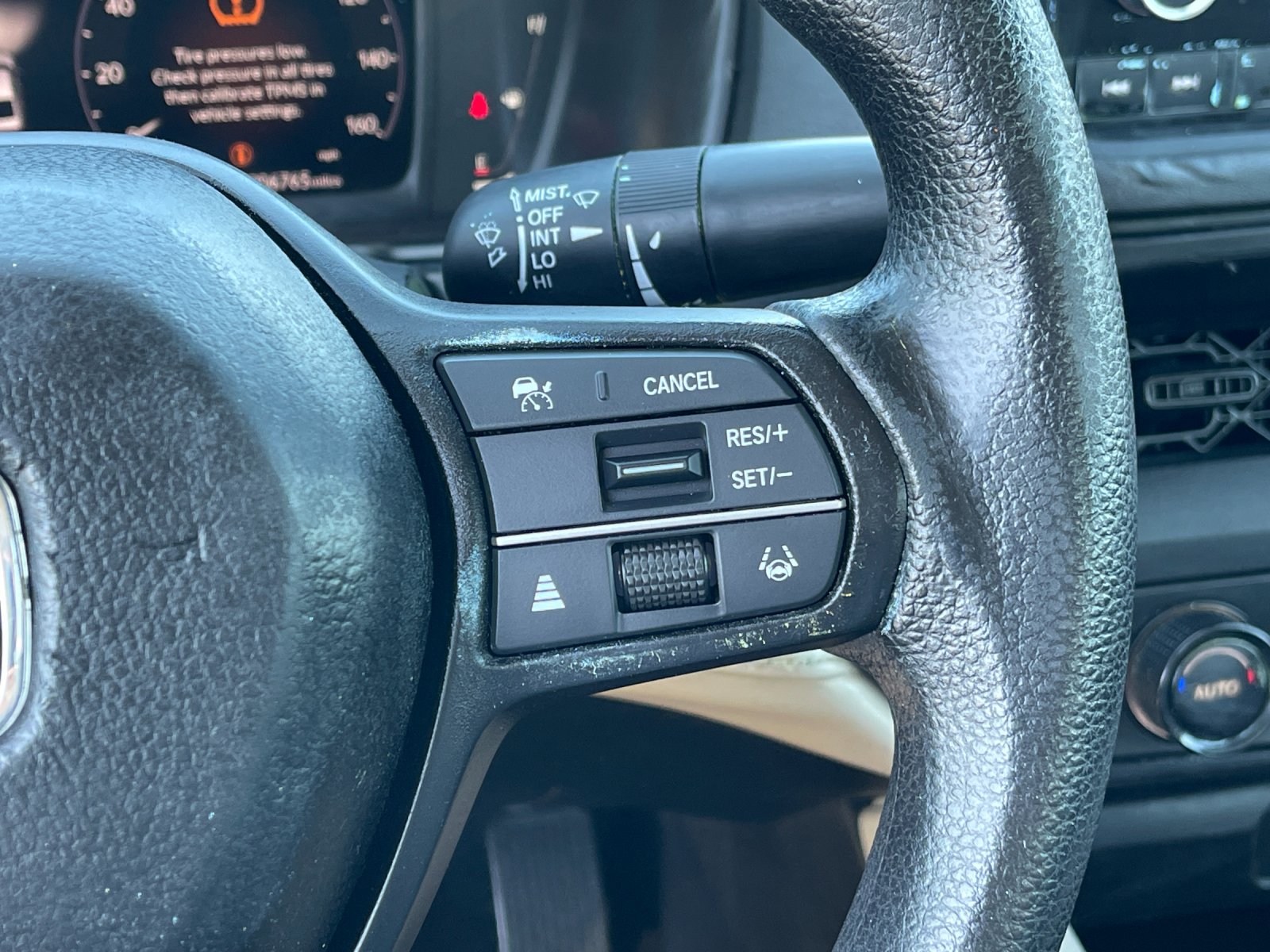 Used 2023  Honda EX image 27