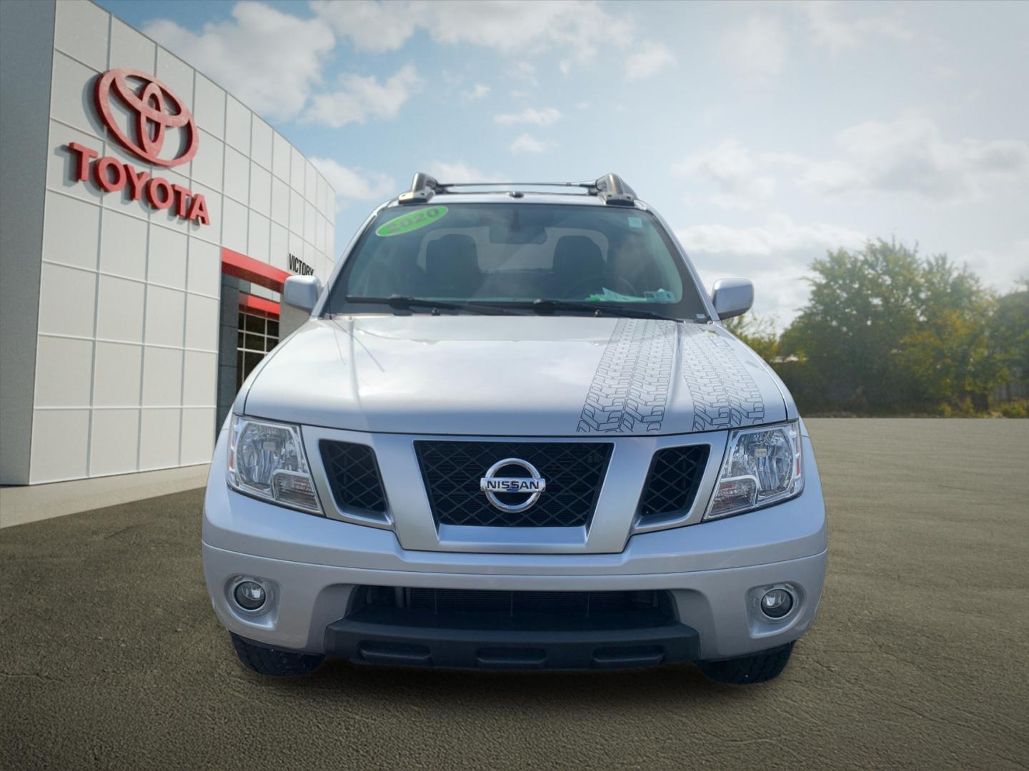 Used 2020 Silver Nissan PRO-4X image 19
