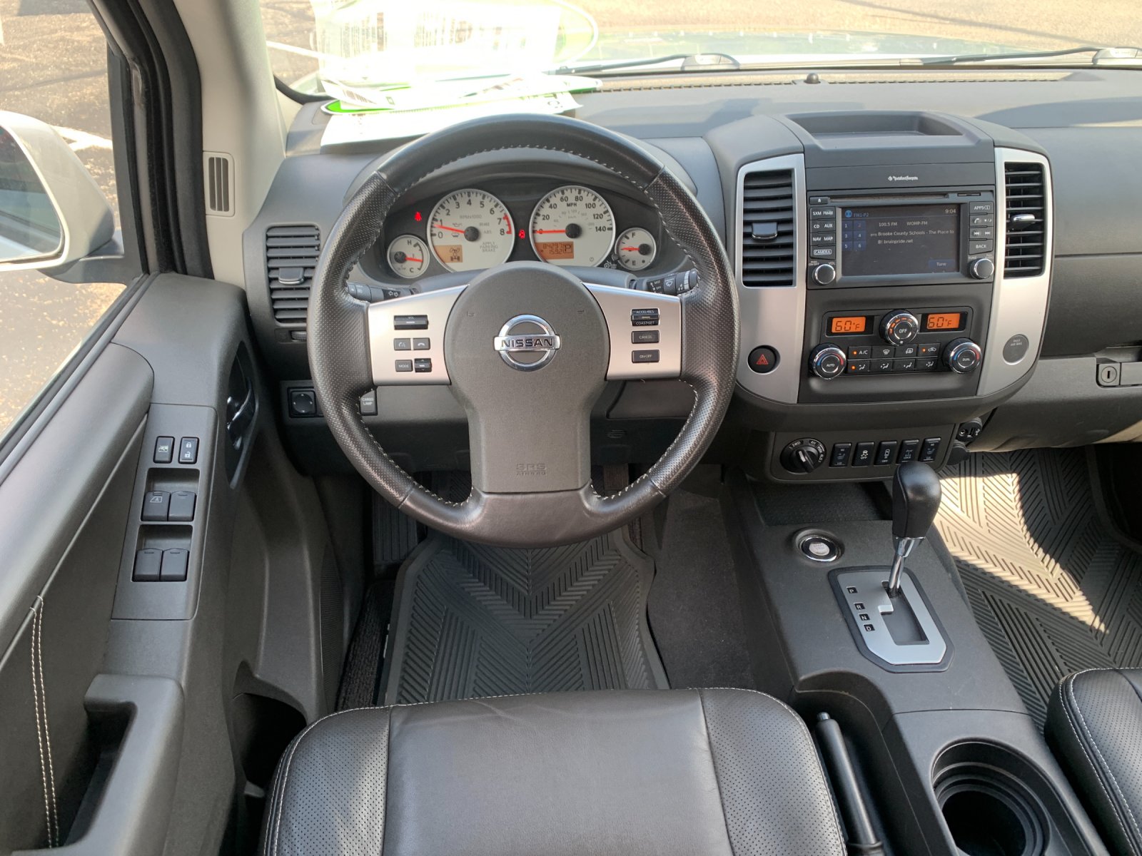 Used 2020 Silver Nissan PRO-4X image 27