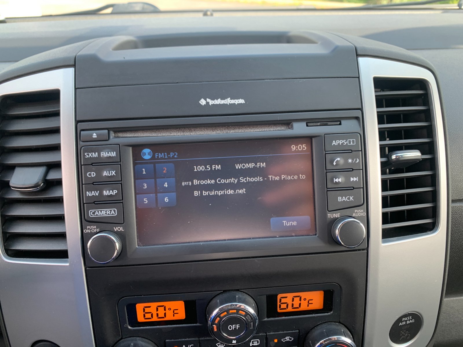 Used 2020 Silver Nissan PRO-4X image 31