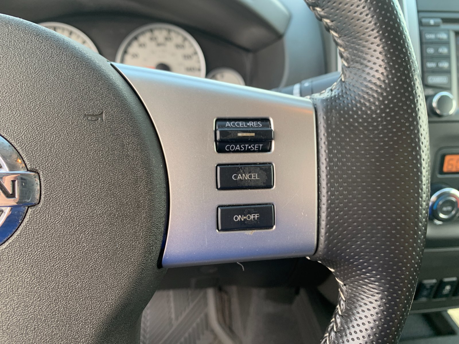 Used 2020 Silver Nissan PRO-4X image 38