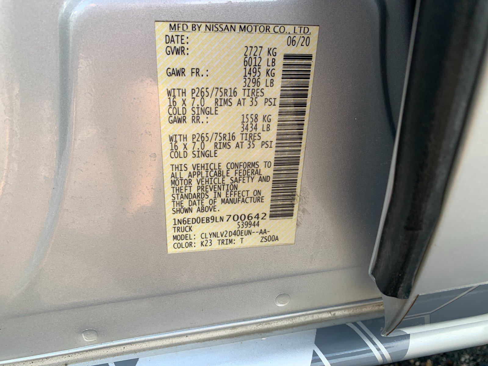 Used 2020 Silver Nissan PRO-4X image 42