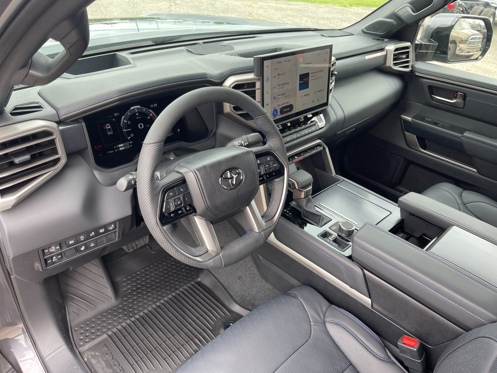 New 2026 Magnetic Gray Metallic Toyota  Platinum image 10