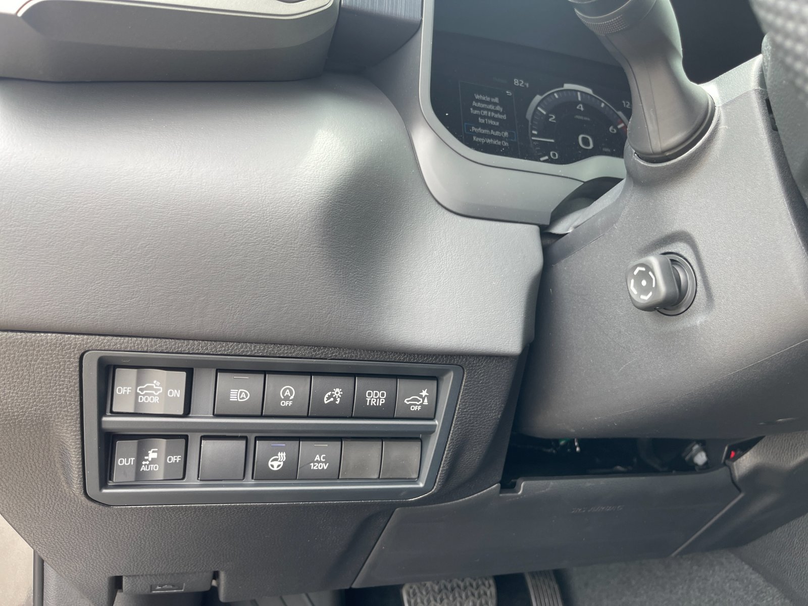 New 2026 Magnetic Gray Metallic Toyota  Platinum image 30