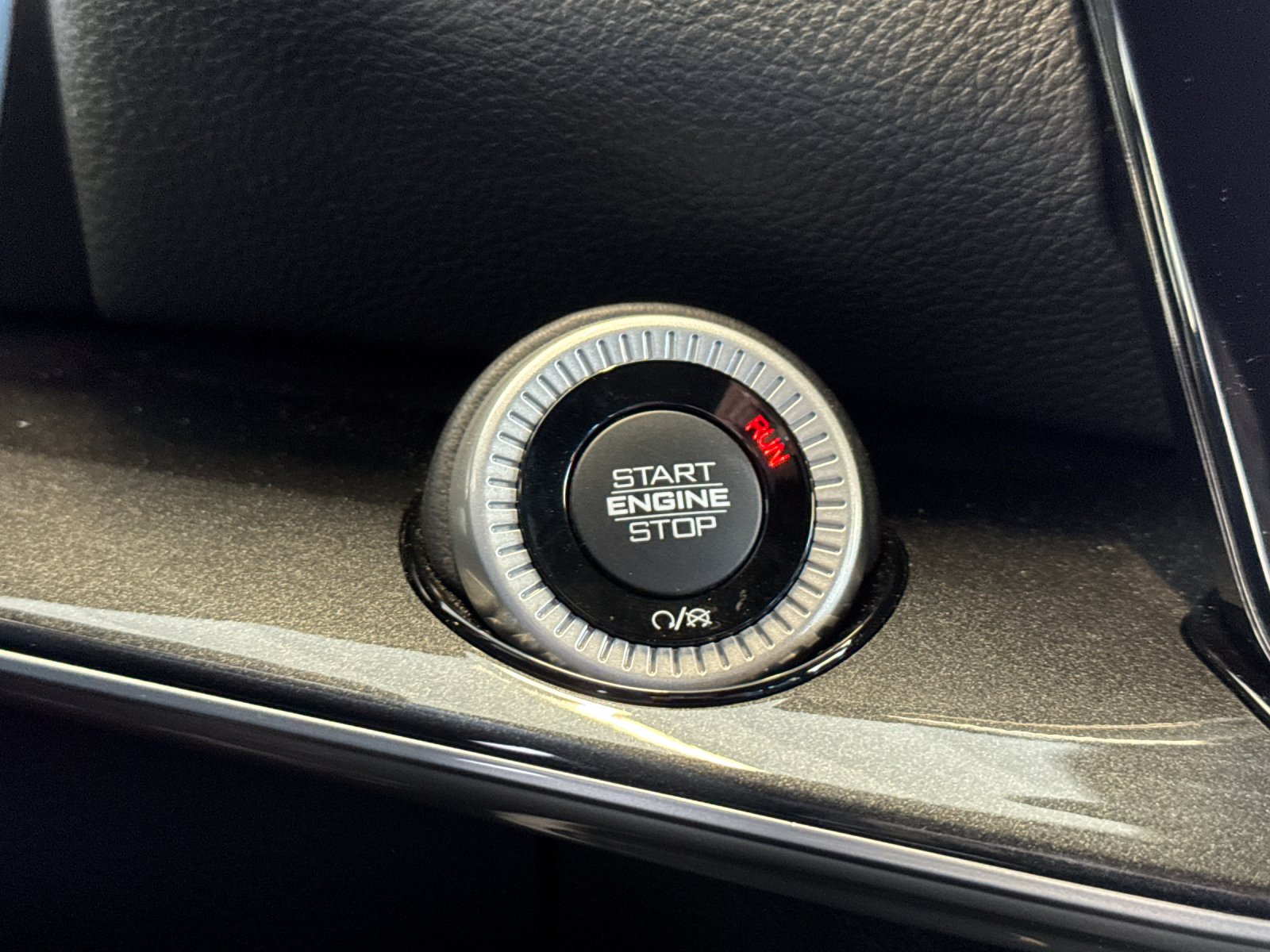 Used 2022 Gray Jeep Series I image 24