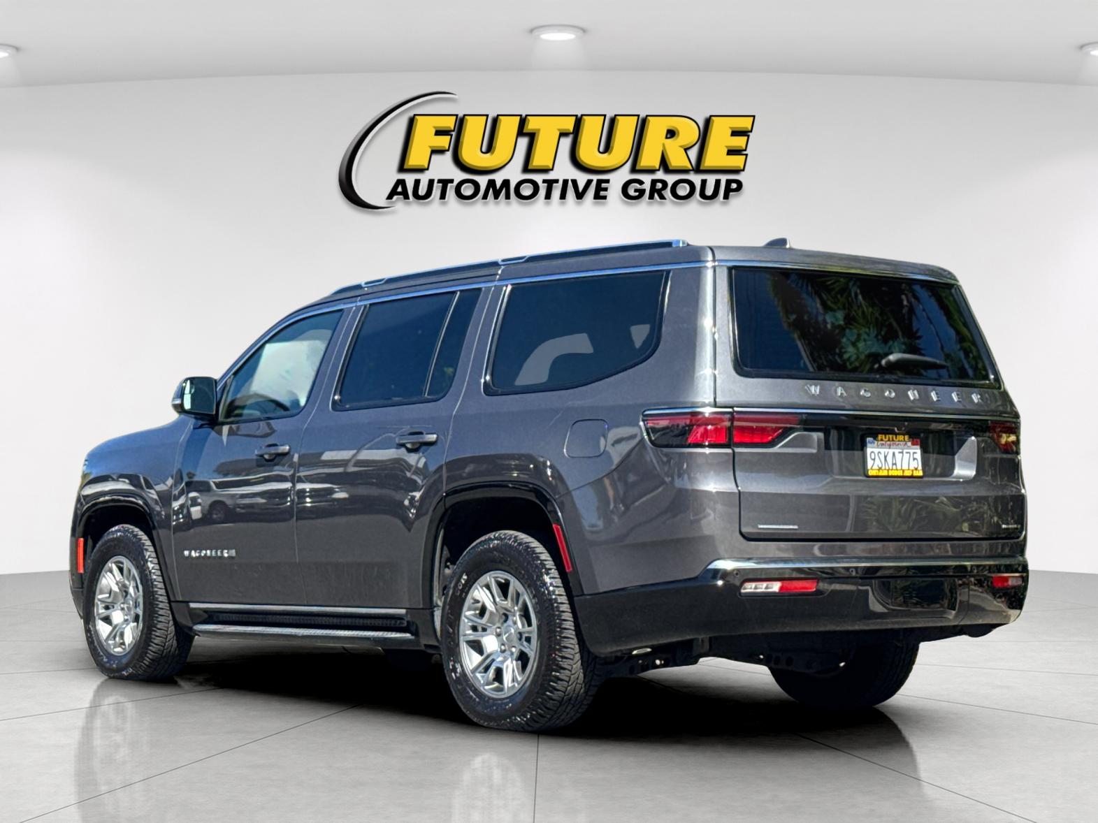 Used 2022 Gray Jeep Series I image 6