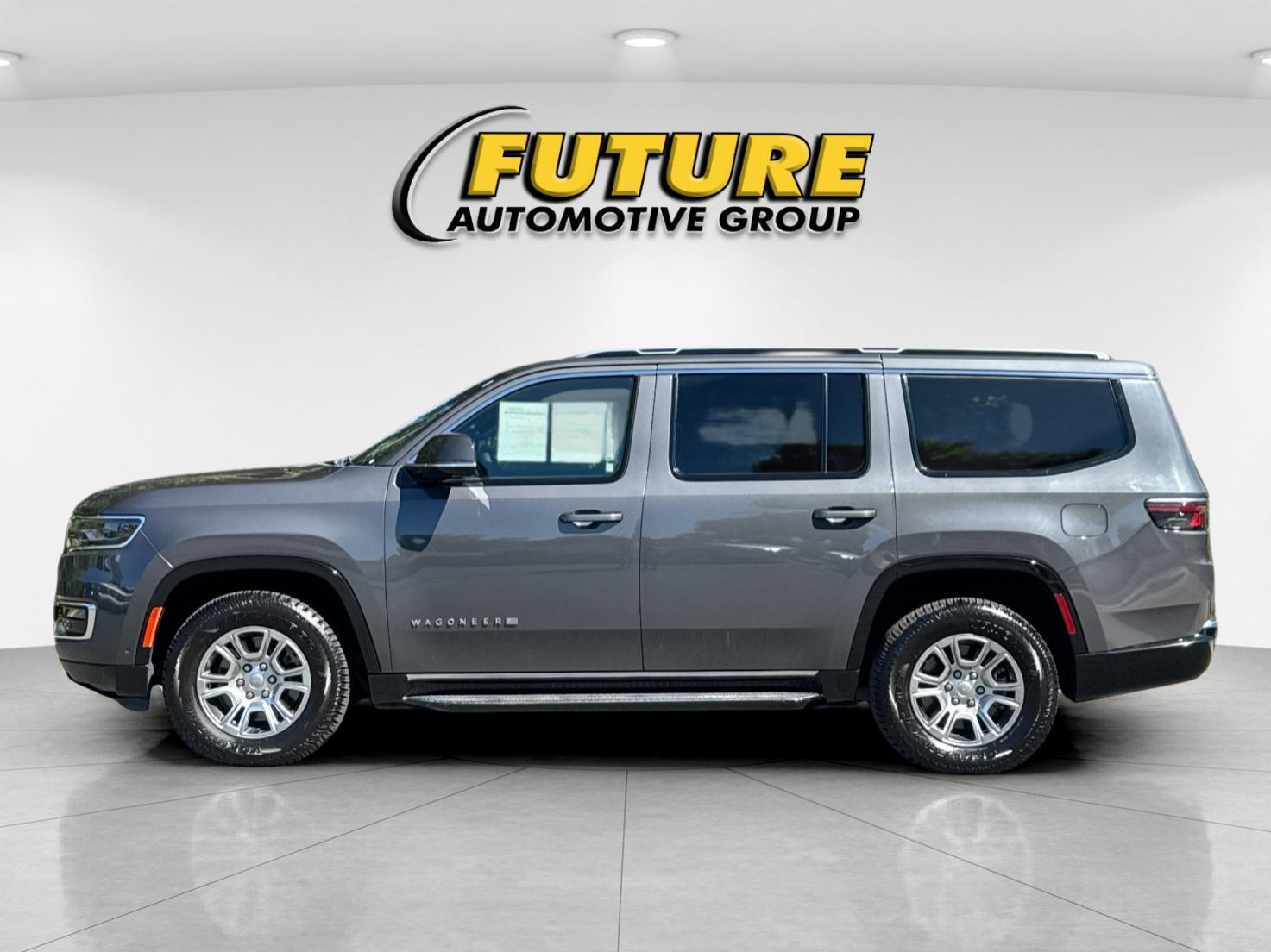 Used 2022 Gray Jeep Series I image 7