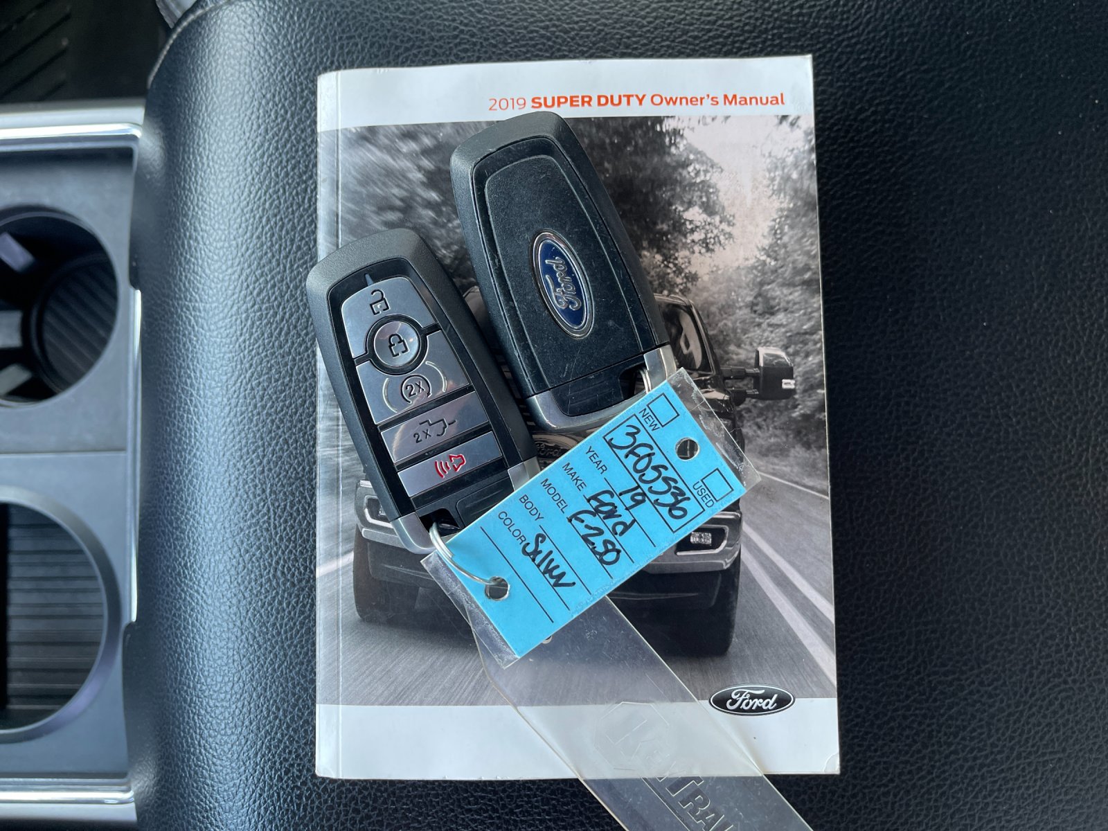 Used 2019 Silver Ford Lariat image 10
