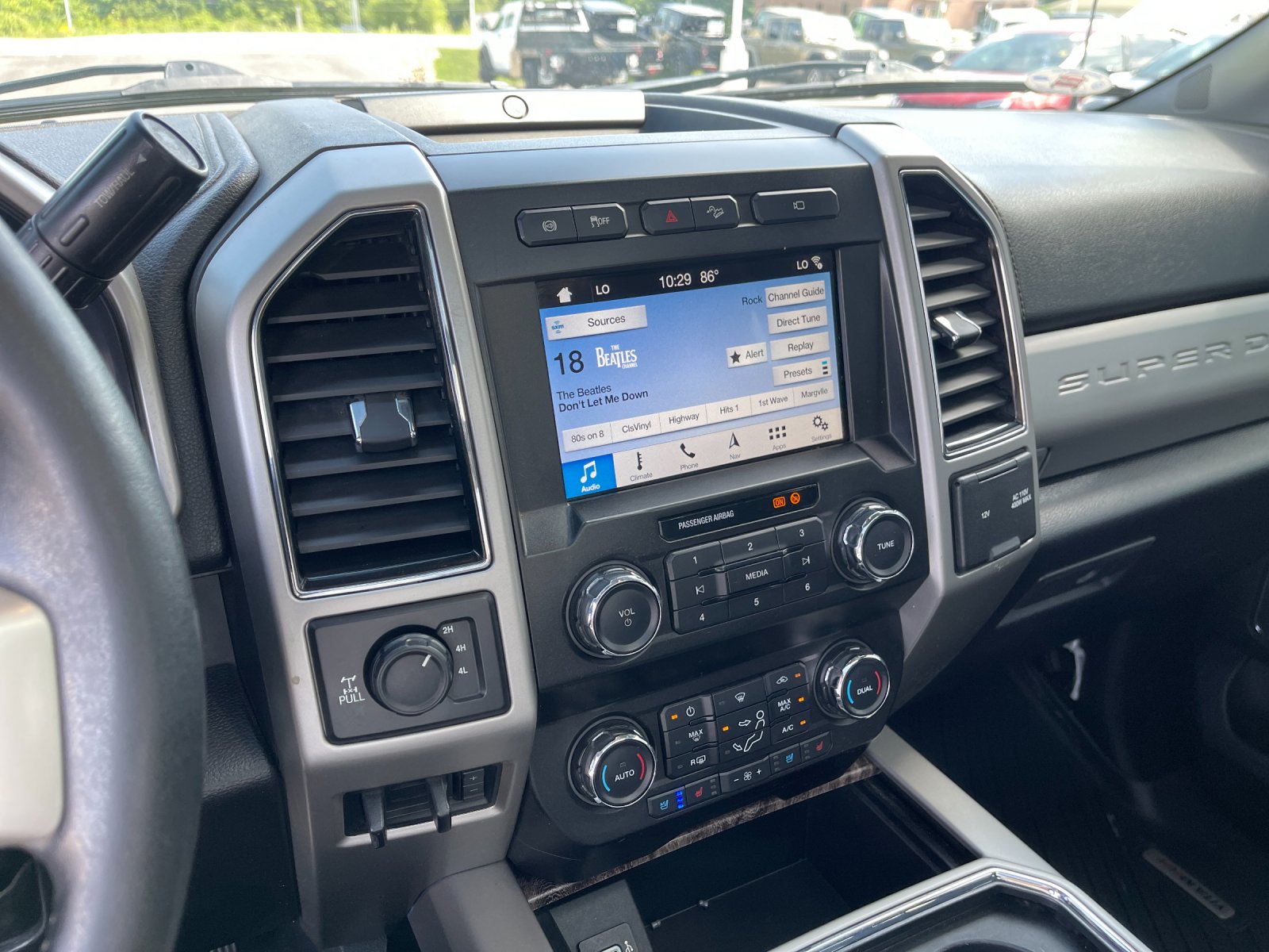 Used 2019 Silver Ford Lariat image 20