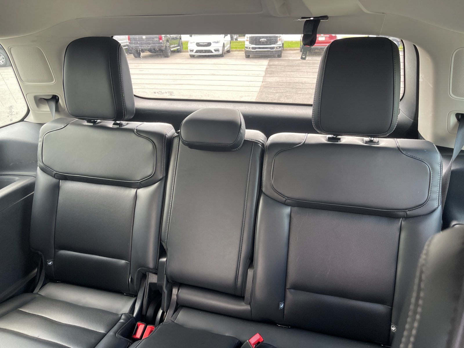 Used 2025 Black Ford Platinum image 17
