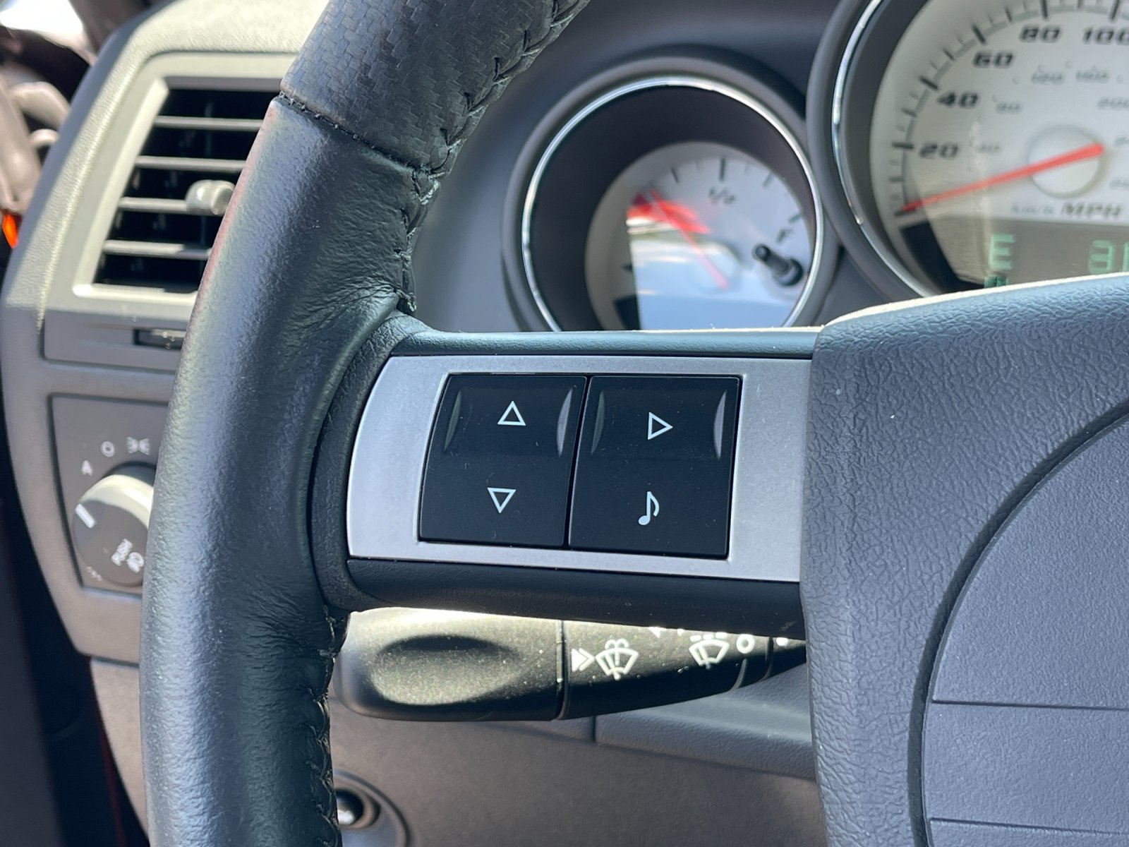 Used 2008 Orange Dodge SRT8 image 24