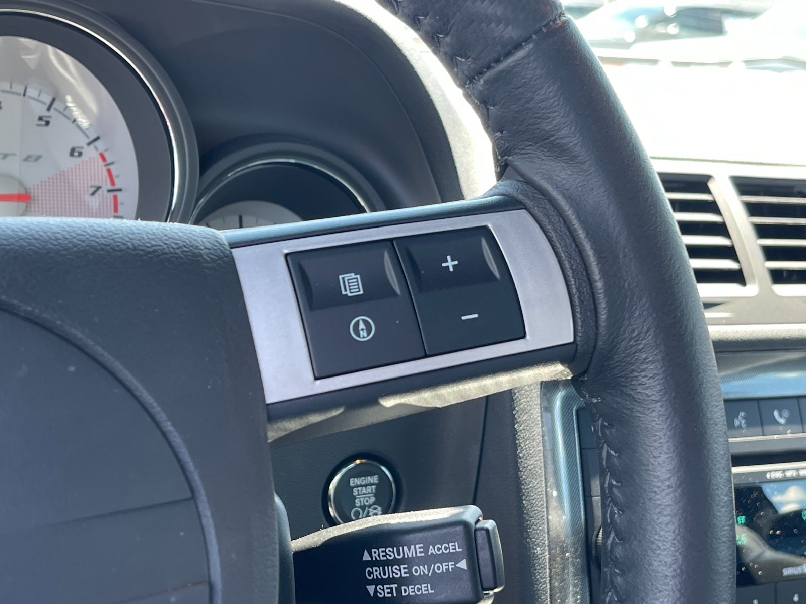 Used 2008 Orange Dodge SRT8 image 25