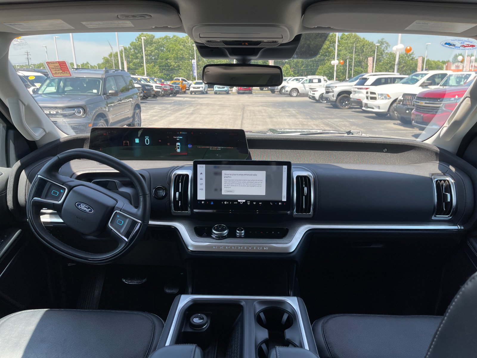Used 2025 Gray Ford Platinum image 15