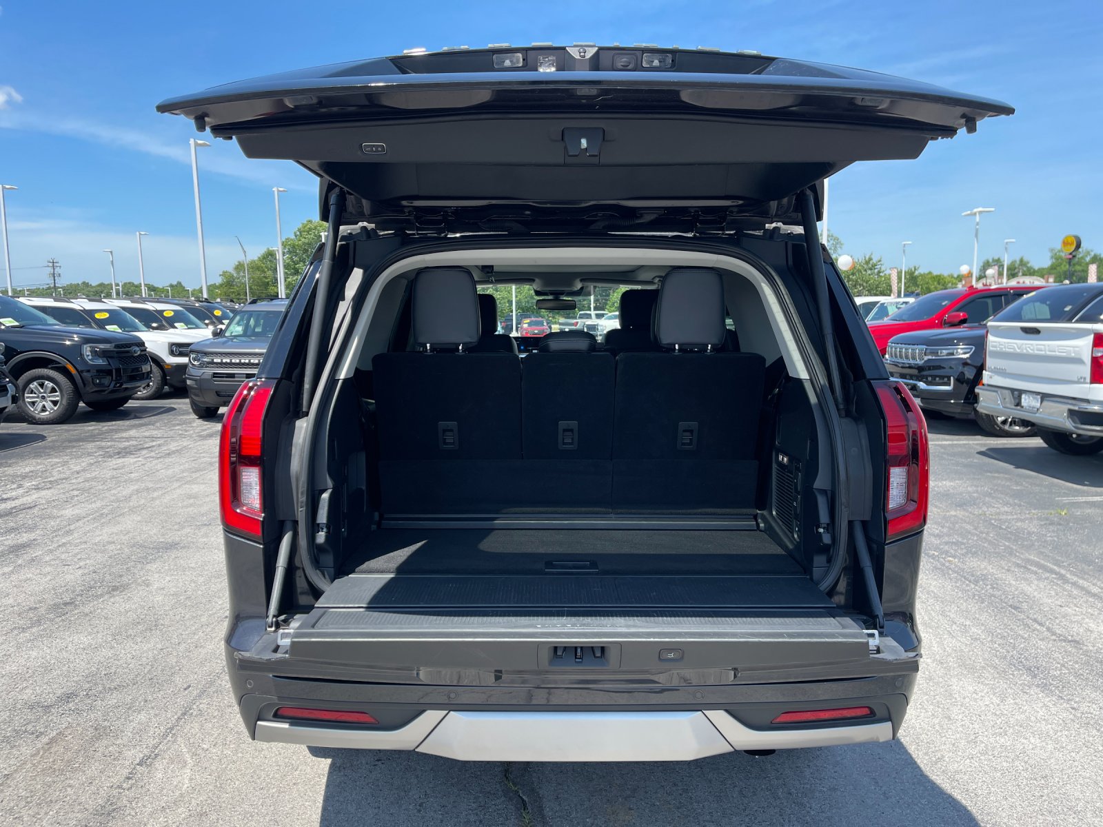 Used 2025 Gray Ford Platinum image 18