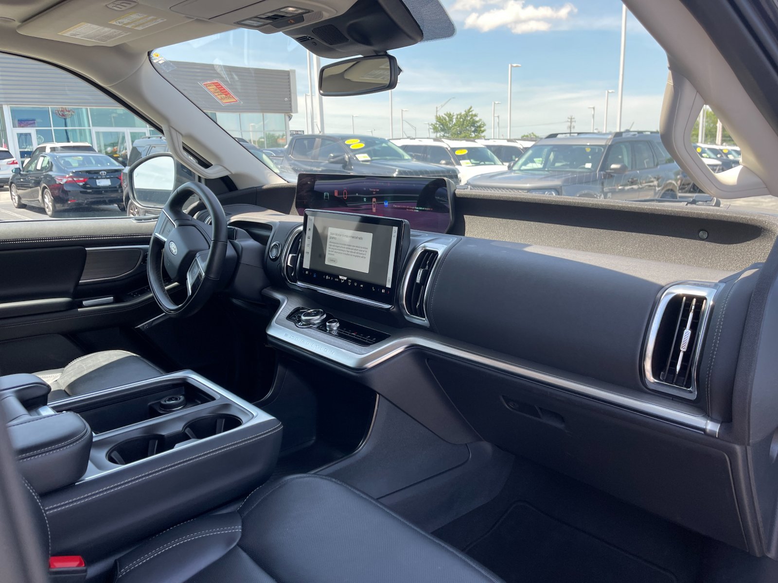 Used 2025 Gray Ford Platinum image 19