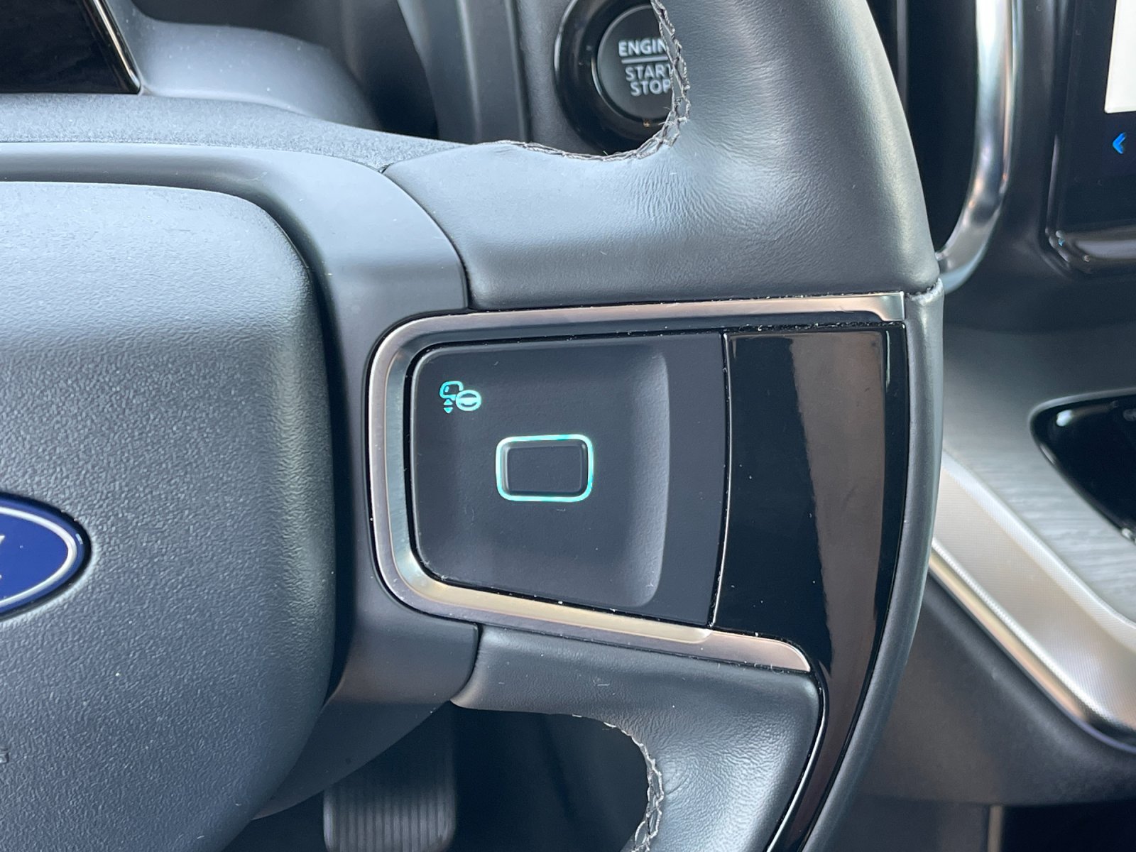 Used 2025 Gray Ford Platinum image 30
