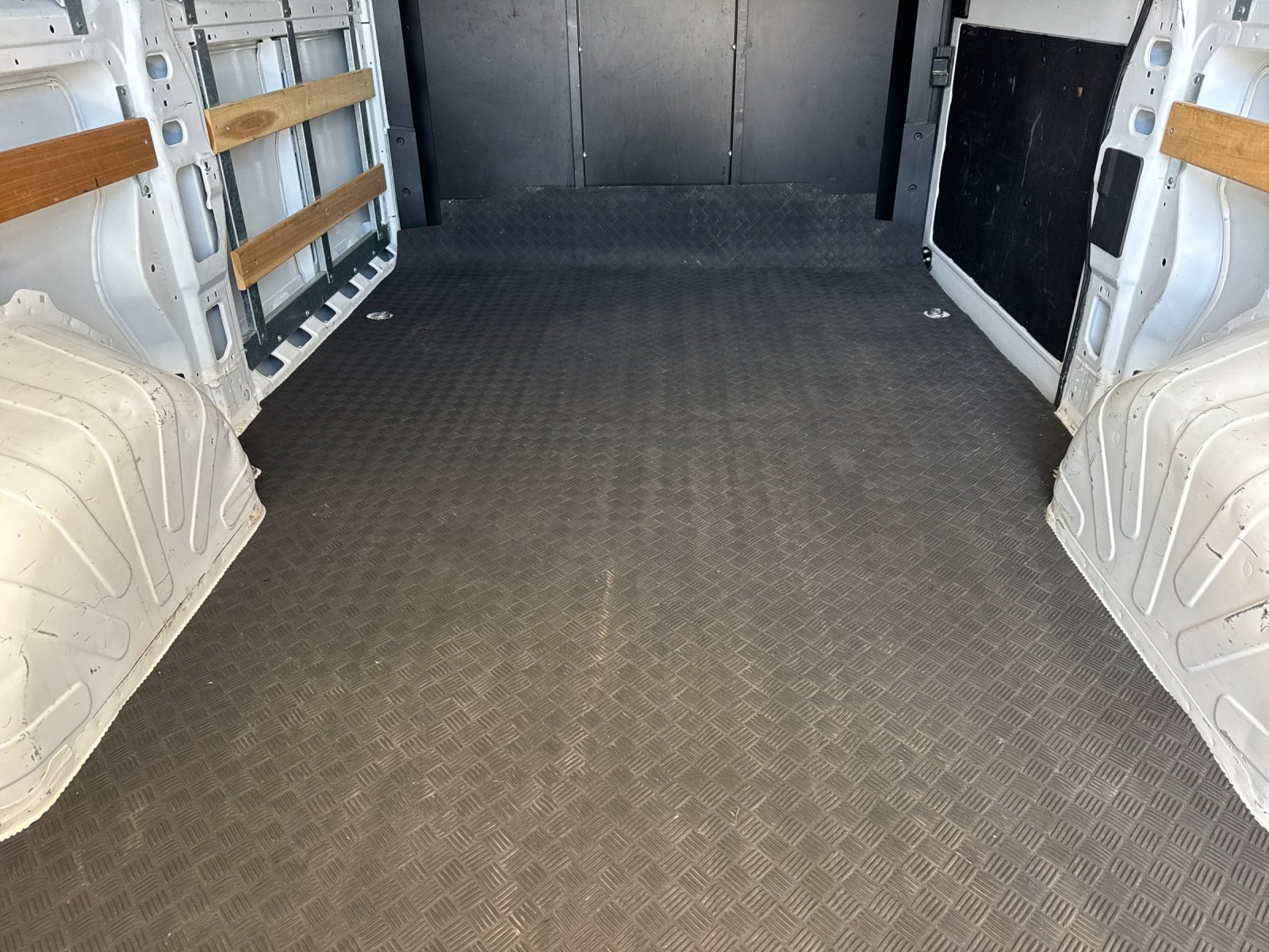 Used 2025 White Ram Base image 13