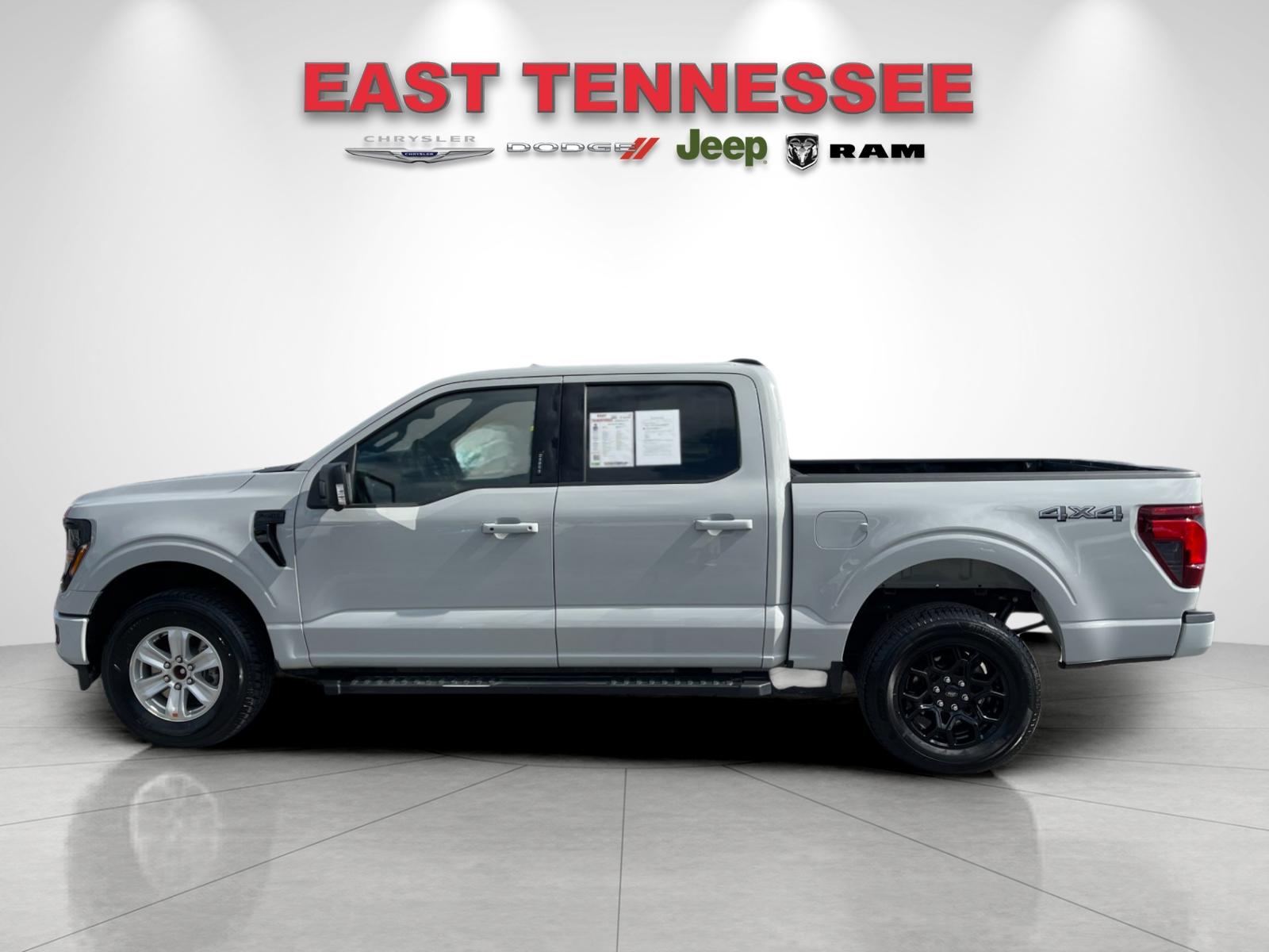 Used 2024 White Ford XLT image 6