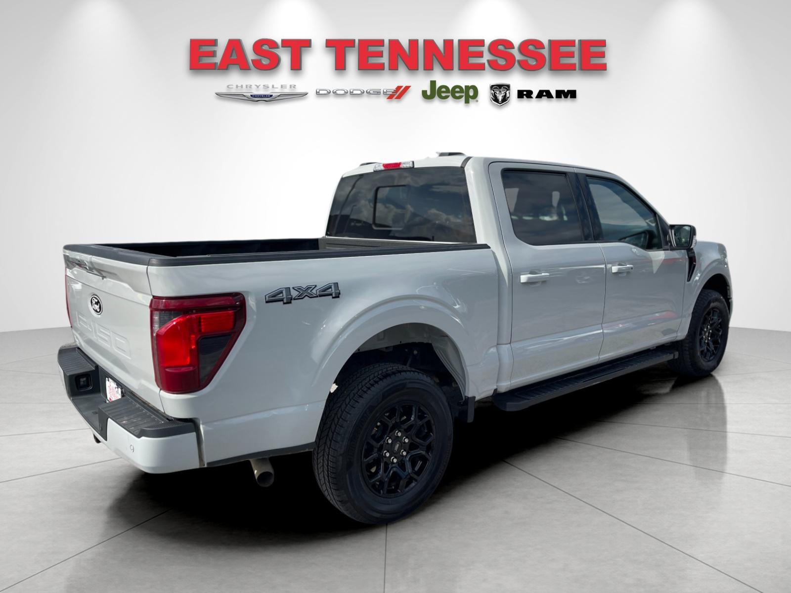 Used 2024 White Ford XLT image 3