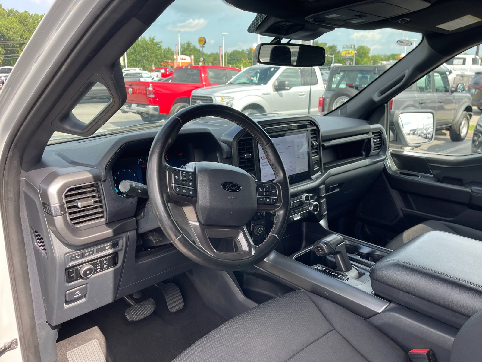 Used 2024 White Ford XLT image 11