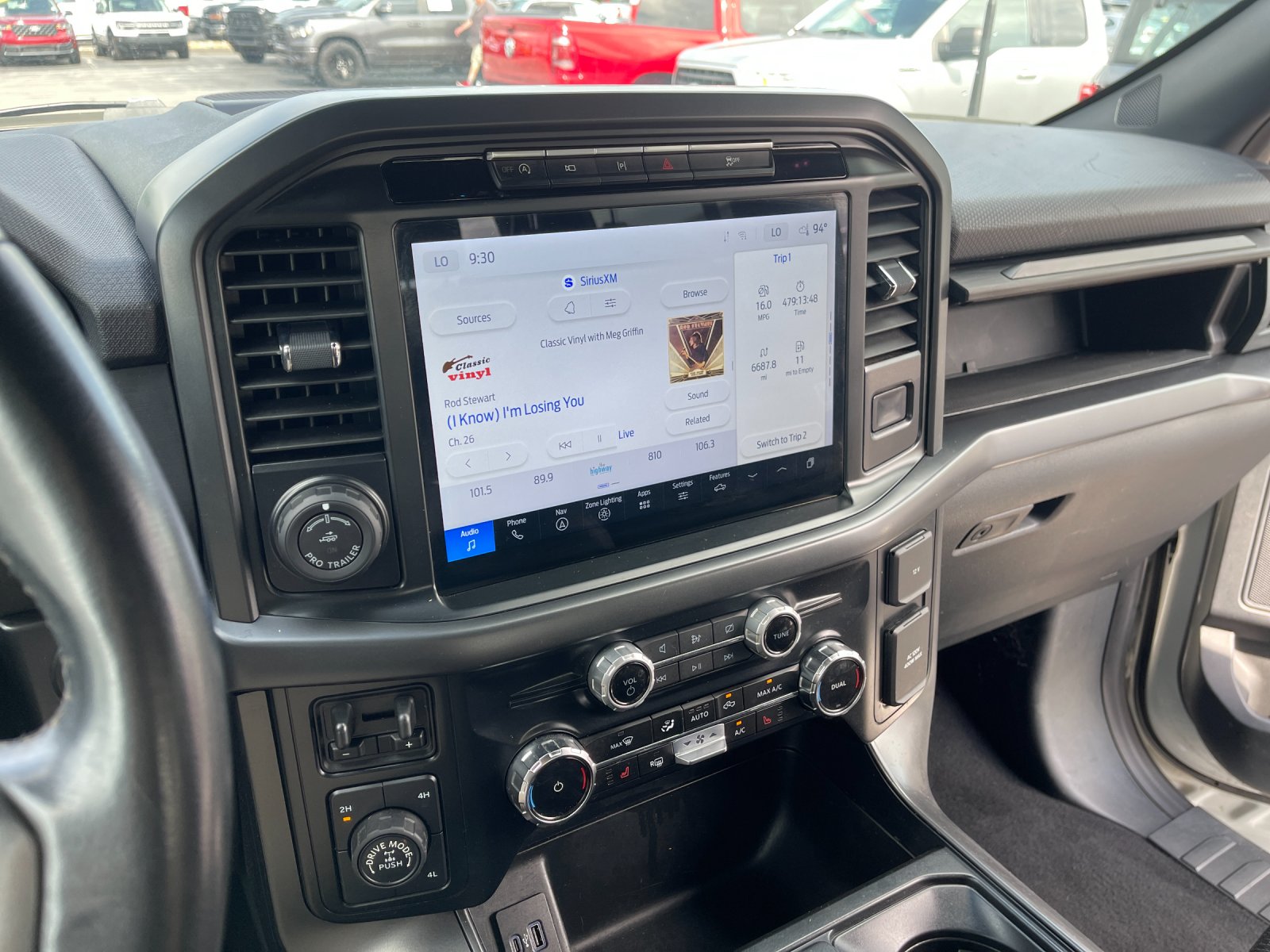 Used 2024 White Ford XLT image 19