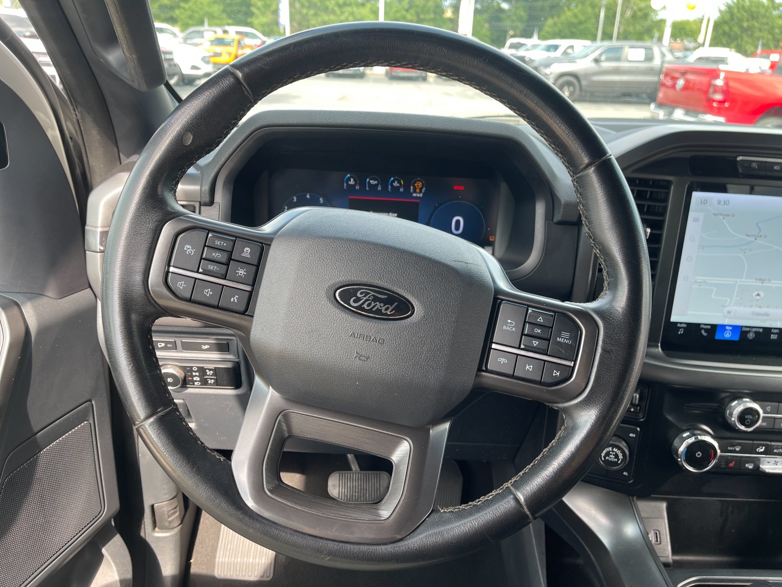 Used 2024 White Ford XLT image 25