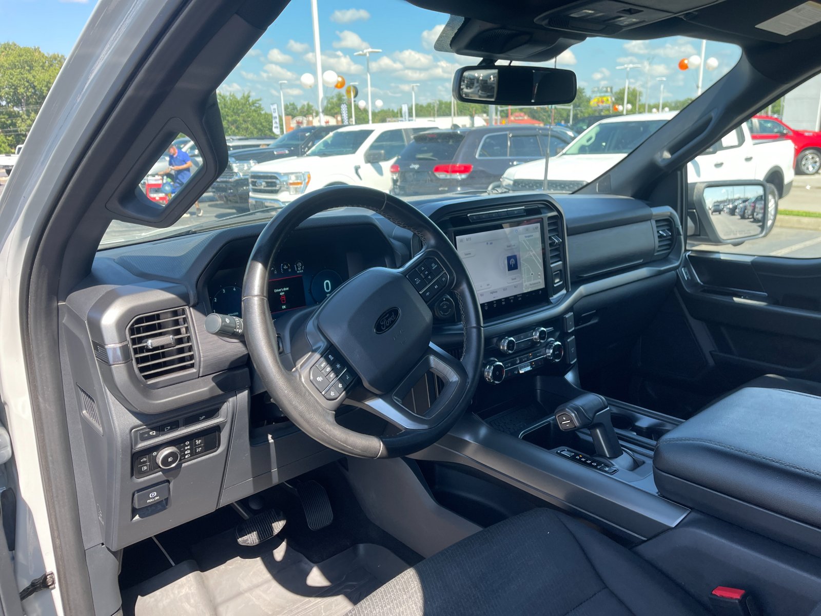 Used 2024 White Ford XLT image 11