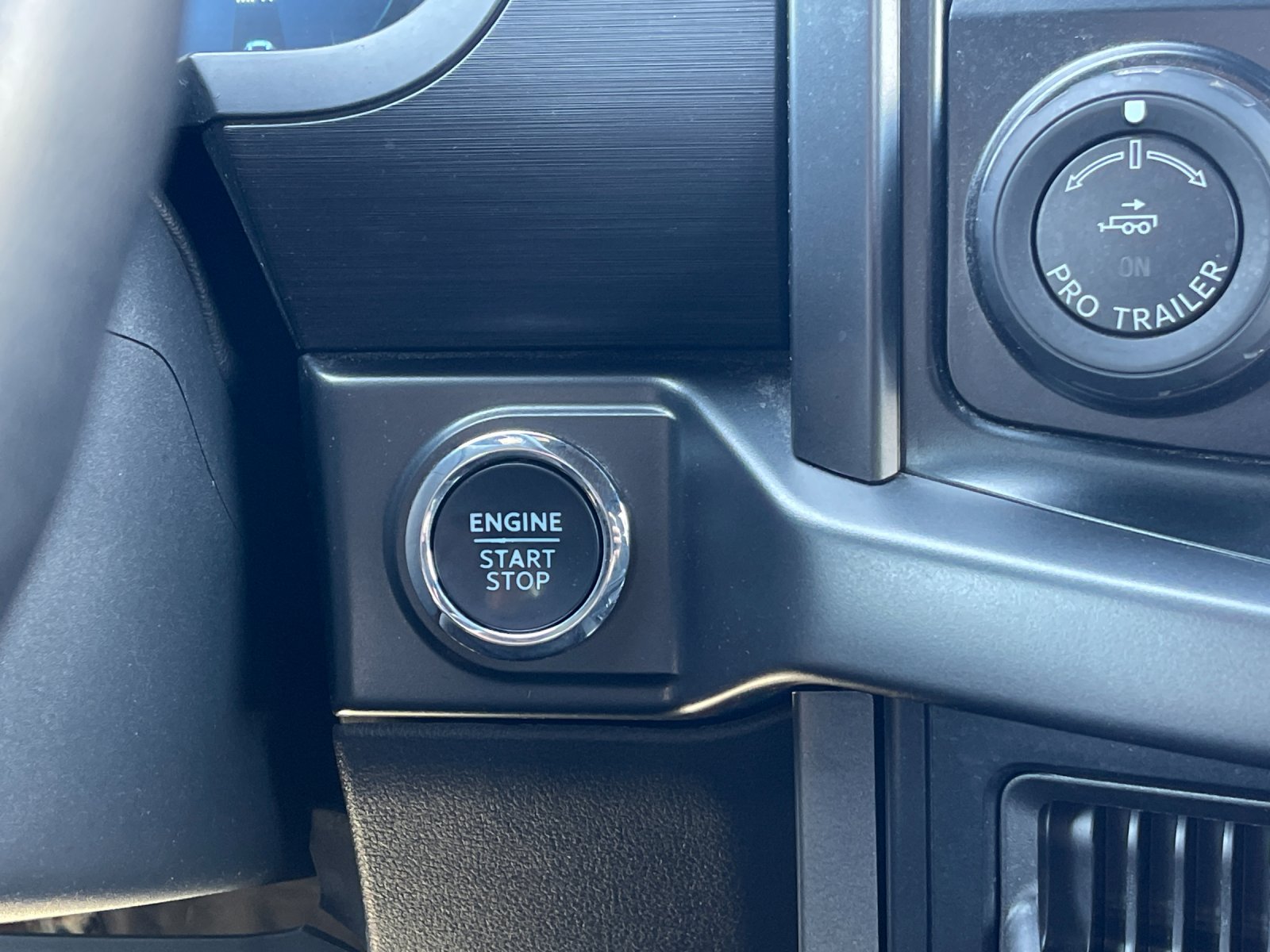 Used 2024 White Ford XLT image 24