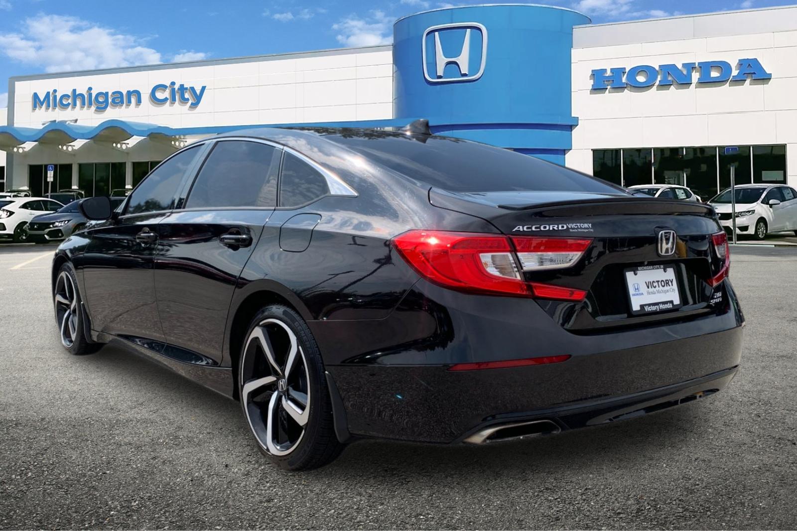 Certified Used 2018 Black Honda Sport 2.0T image 2