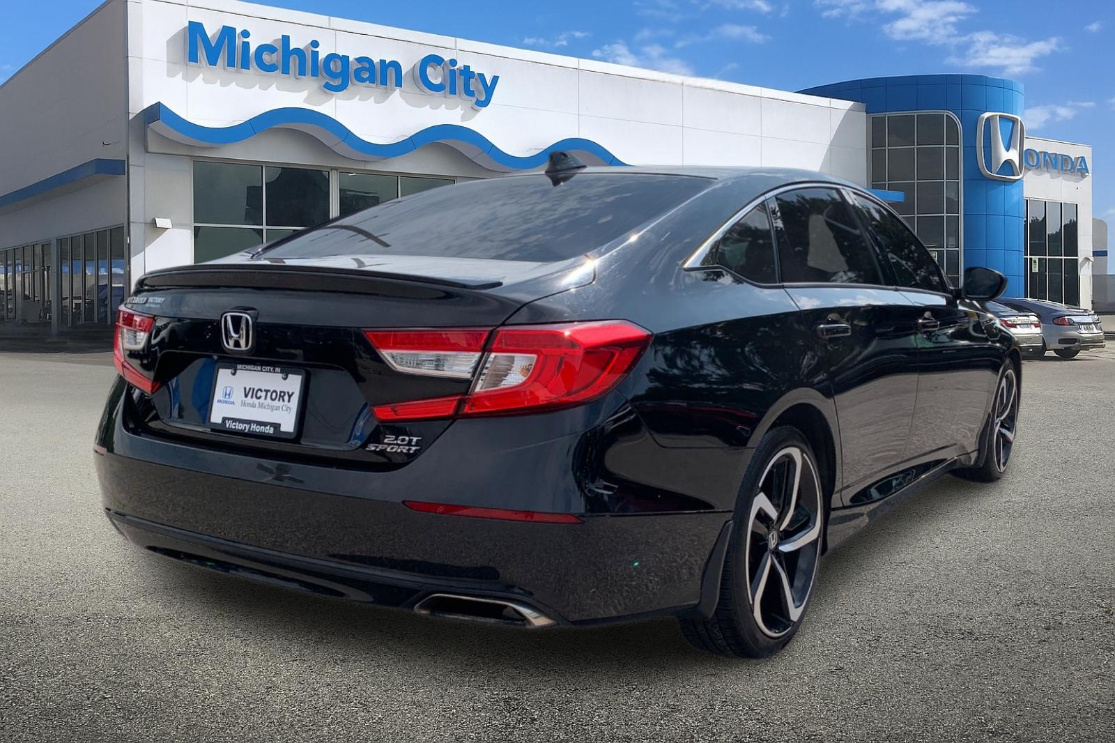 Certified Used 2018 Black Honda Sport 2.0T image 4