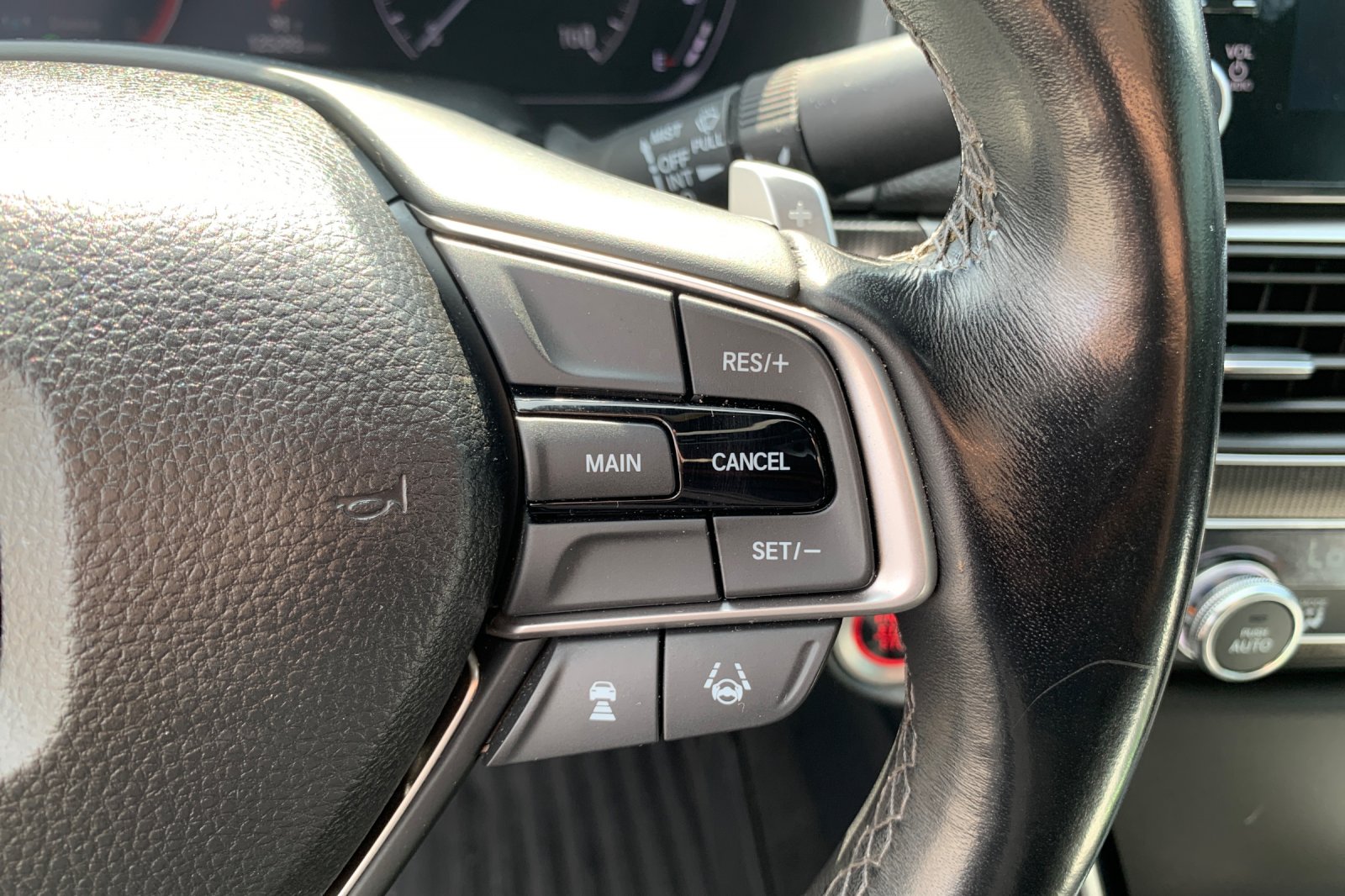 Certified Used 2018 Black Honda Sport 2.0T image 23